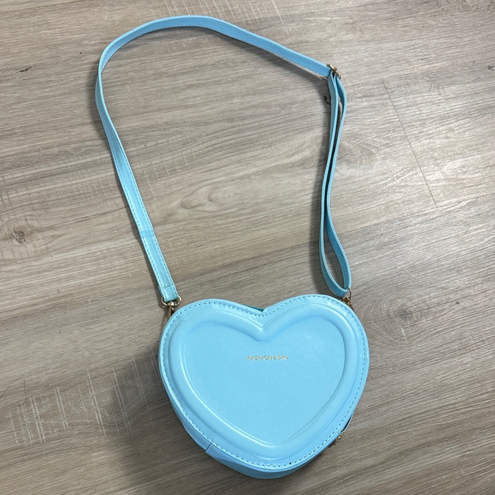 Blue Heart-Shaped Crossbody Bag SHEIN